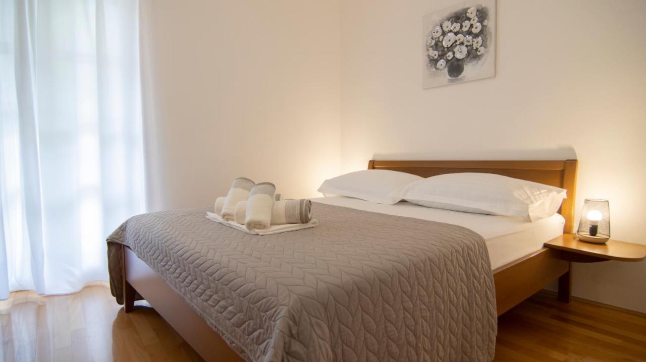 Mozart Apartments Baska Voda Bagian luar foto