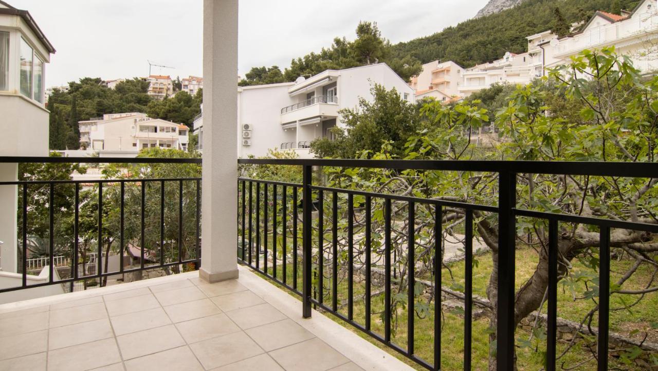 Mozart Apartments Baska Voda Bagian luar foto