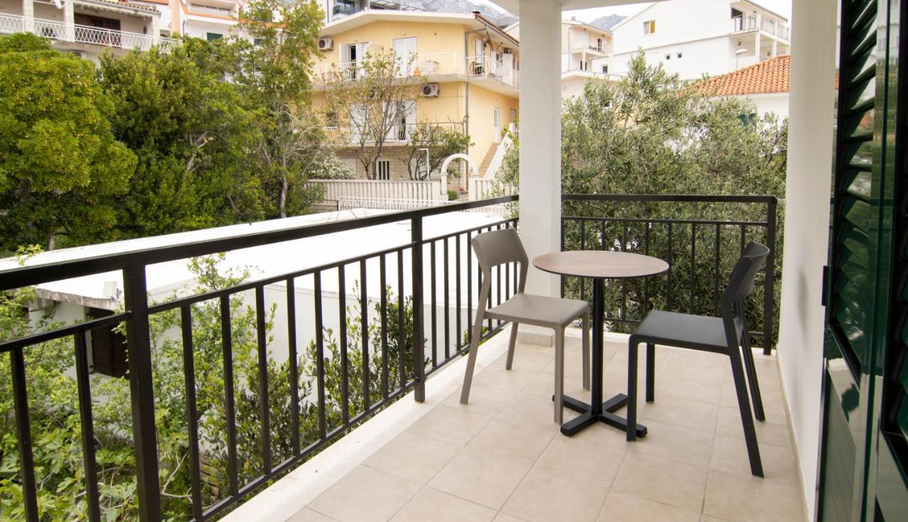 Mozart Apartments Baska Voda Bagian luar foto