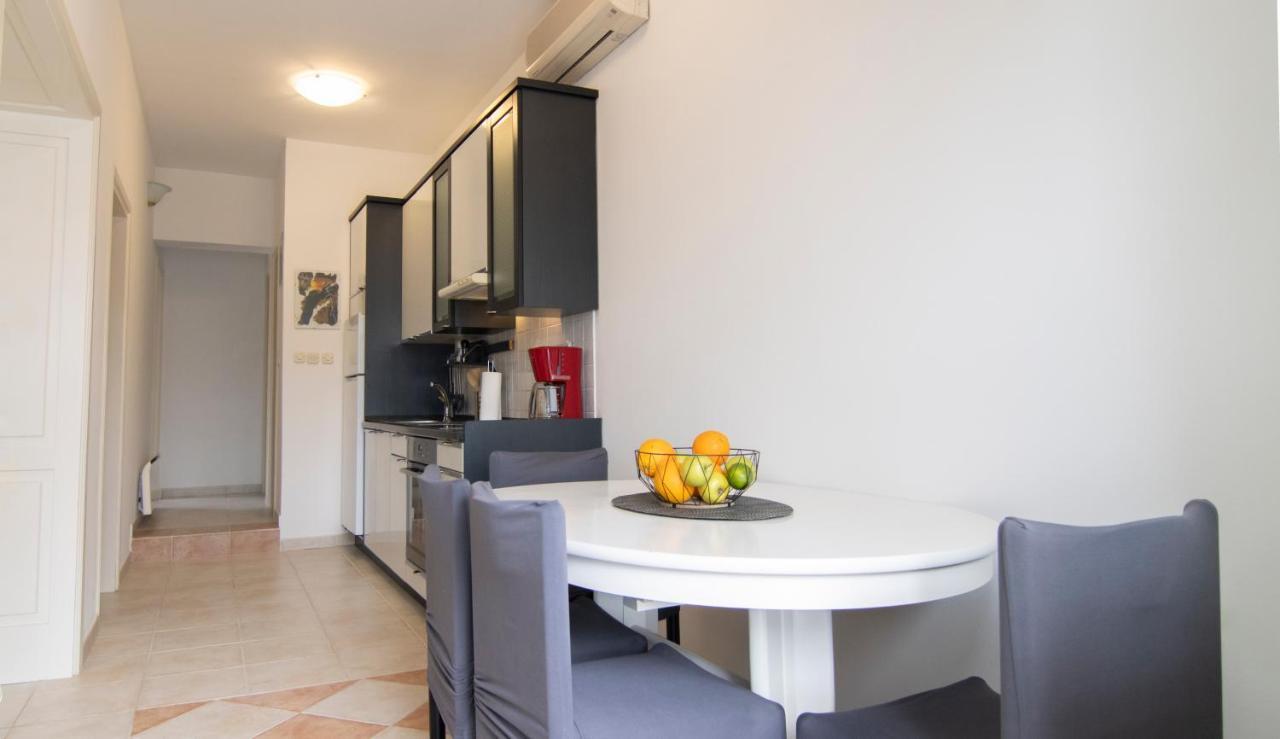 Mozart Apartments Baska Voda Bagian luar foto